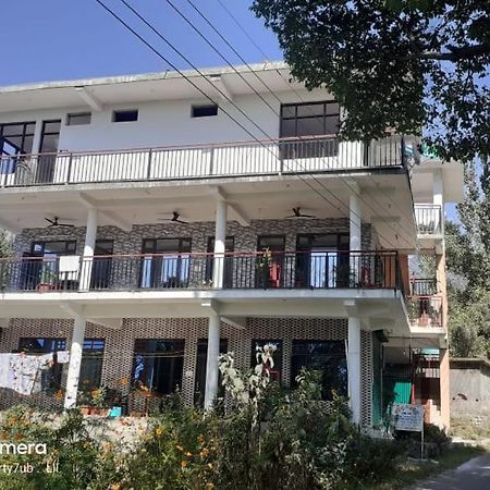 Mohinder & Mohindra Home Stay Bīr Esterno foto