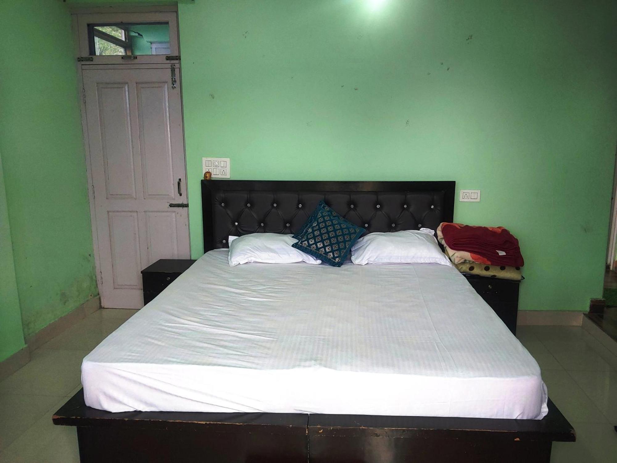 Mohinder & Mohindra Home Stay Bīr Esterno foto